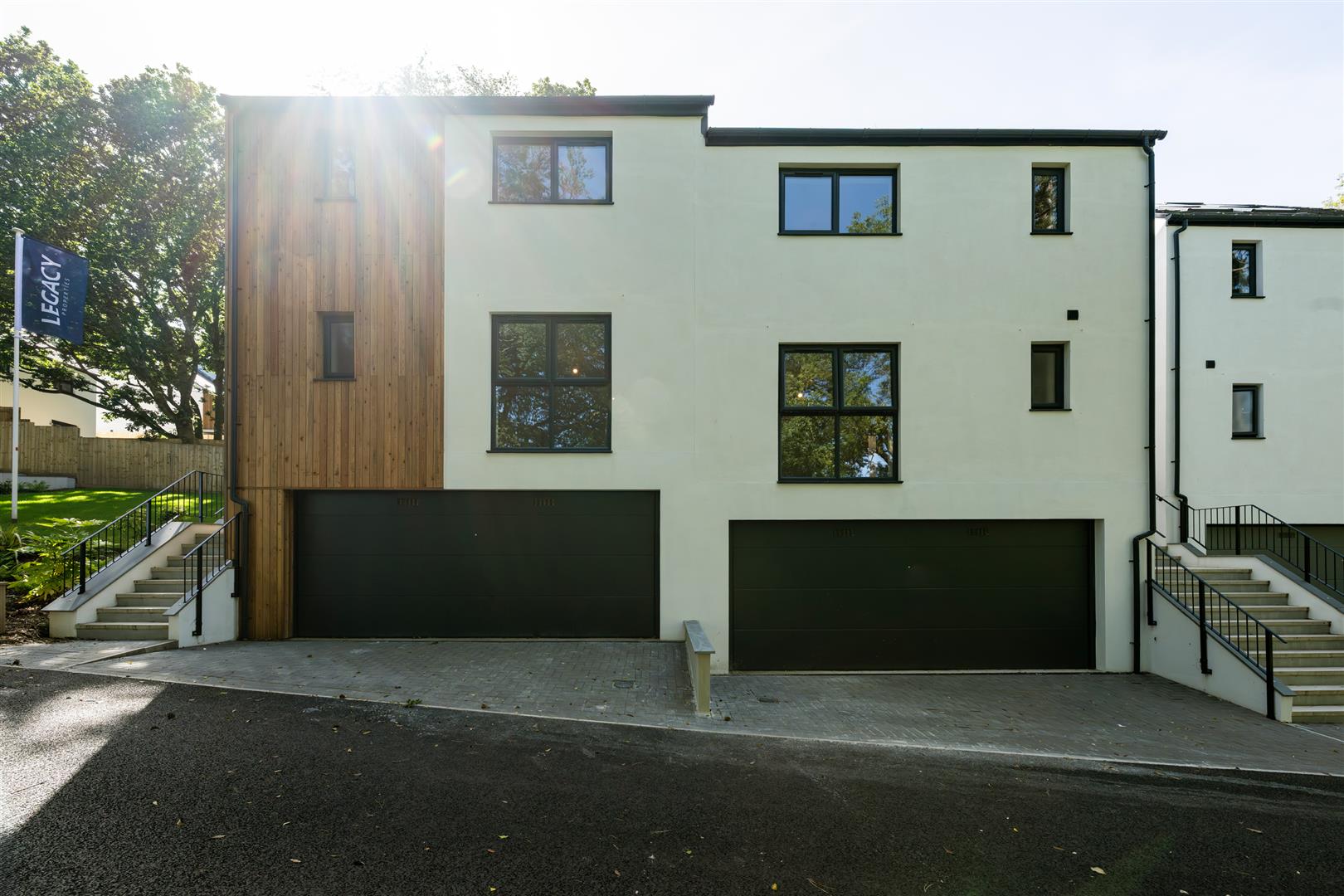 Roselyon Gardens, Par photo - 1